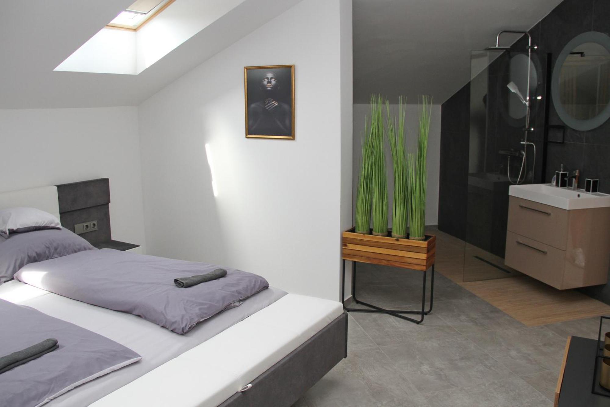 Player'S Pool&Rooms Vonyarcvashegy Zimmer foto